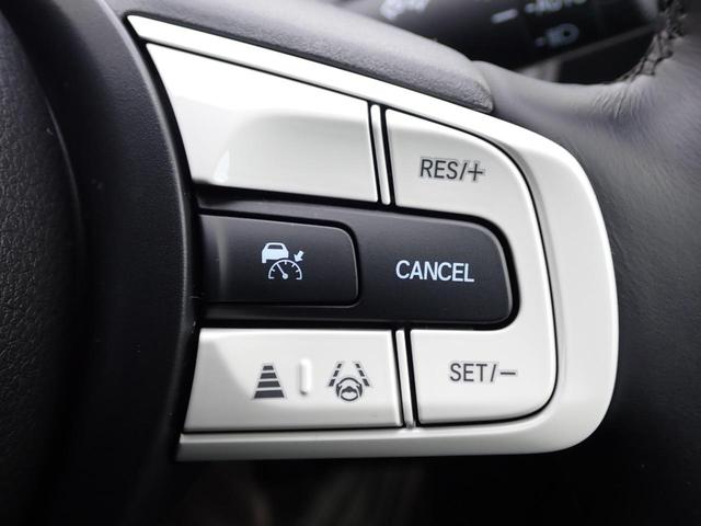 フィット ｅ：ＨＥＶホーム　元社有車　８インチ純正コネクトナビ　ＴＶ　全周囲カメラ　ＥＴＣ　ドラレコ　ホンダセンシング（30枚目）