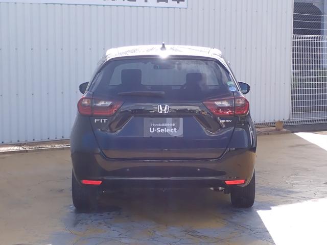 フィット ｅ：ＨＥＶホーム　純正ナビ　フルセグ　Ｒカメラ　ＥＴＣ　ＬＥＤ　前後ドラレコ（11枚目）