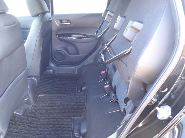 フィット ｅ：ＨＥＶホーム　純正ナビ　フルセグ　Ｒカメラ　ＥＴＣ　ＬＥＤ　前後ドラレコ（16枚目）