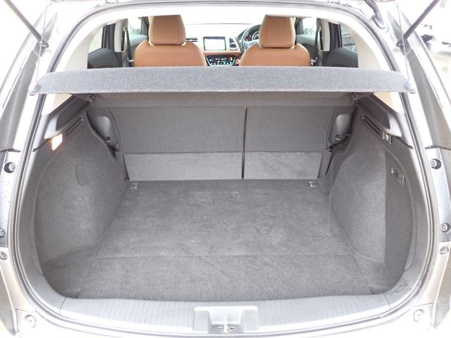 ヴェゼル ハイブリッドＺ・ホンダセンシング　純正ナビ　フルセグ　Ｒカメラ　ＥＴＣ（18枚目）