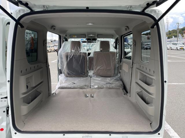 エブリイワゴン PZターボ 届出済未使用車 スズキセーフティサポート LEDヘッドライト マルチリフレクターハロゲンフォグランプ 左側ワンアクションパワースライドドア 14インチアルミホイル LEDサイドターンランプ付ドアミラー(53枚目)