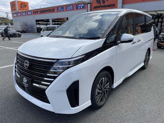 セレナ ｅ－パワー　ハイウェイスターＶ　新車　ホットプラスパッケージ　アラウンドビューモニター　１２．３インチカラーディスプレイオーディオ　前後ドライブレコーダー　ＥＴＣ２．０　インテリジェントルームミラー　ＬＥＤヘッドライト（8枚目）