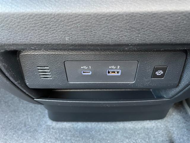 セレナ ｅ－パワー　ハイウェイスターＶ　新車　ホットプラスパッケージ　アラウンドビューモニター　１２．３インチカラーディスプレイオーディオ　前後ドライブレコーダー　ＥＴＣ２．０　インテリジェントルームミラー　ＬＥＤヘッドライト（41枚目）