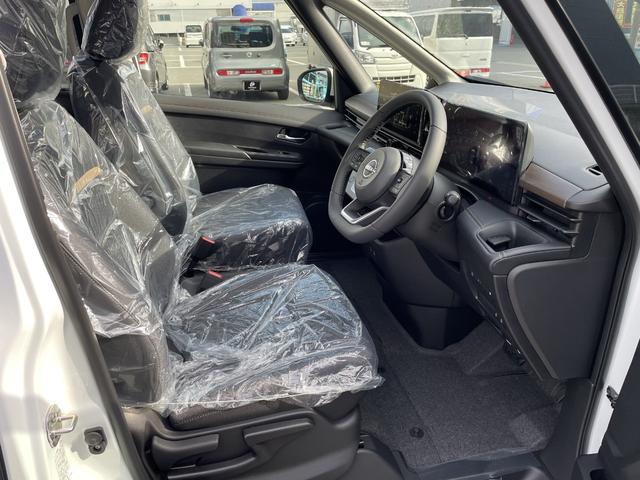 セレナ ｅ－パワー　ハイウェイスターＶ　新車　ホットプラスパッケージ　アラウンドビューモニター　１２．３インチカラーディスプレイオーディオ　前後ドライブレコーダー　ＥＴＣ２．０　インテリジェントルームミラー　ＬＥＤヘッドライト（59枚目）