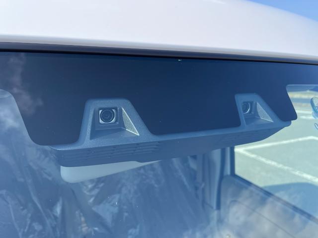 エブリイ ＰＡリミテッド　届出済未使用車　スズキセーフティサポート　キーレス　ＡＭ／ＦＭラジオスピーカー内蔵　エアコン　パワステ　パワーウィンドウ（フロント）　ＵＳＢ電源ソケット　ＬＥＤルームランプ　オーバーヘッドシェルフ（22枚目）