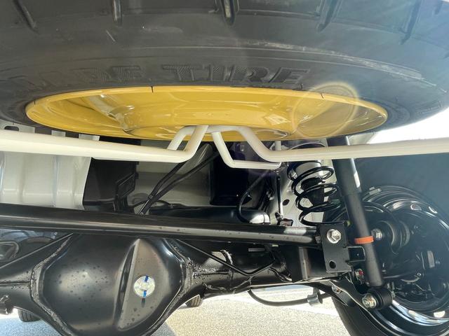 エブリイ ＰＡリミテッド　届出済未使用車　スズキセーフティサポート　キーレス　ＡＭ／ＦＭラジオスピーカー内蔵　エアコン　パワステ　パワーウィンドウ（フロント）　ＵＳＢ電源ソケット　ＬＥＤルームランプ　オーバーヘッドシェルフ（45枚目）