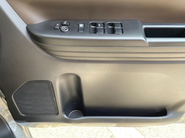 スペーシア ハイブリッドＸ　届出済未使用車　スズキセーフティサポート　マルチユースフラップ　ＬＥＤヘッドライト　両側パワースライドドア　スリムサーキュレーター　前席シートヒーター　リアロールサンシェード　電動格納ドアミラー（46枚目）