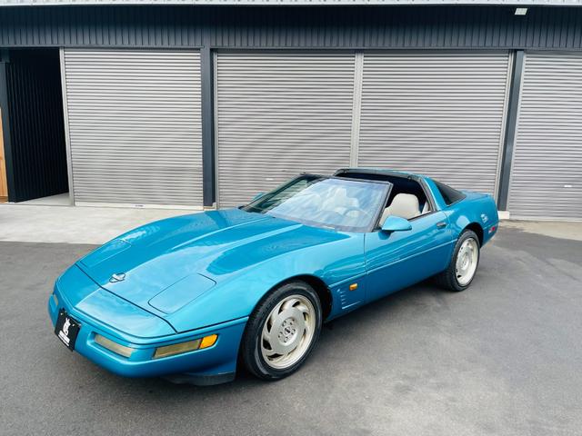 シボレーコルベット ベースグレード 96y C4最終型 LT1エンジン 新車並行車(13枚目)