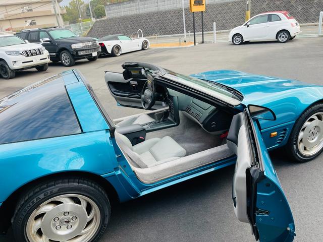 シボレーコルベット ベースグレード 96y C4最終型 LT1エンジン 新車並行車(17枚目)