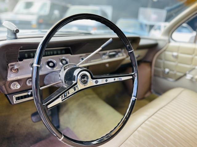 シボレーインパラ  1962yモデル インパラワゴン ビンテージエア クレーガーSSホイール(30枚目)