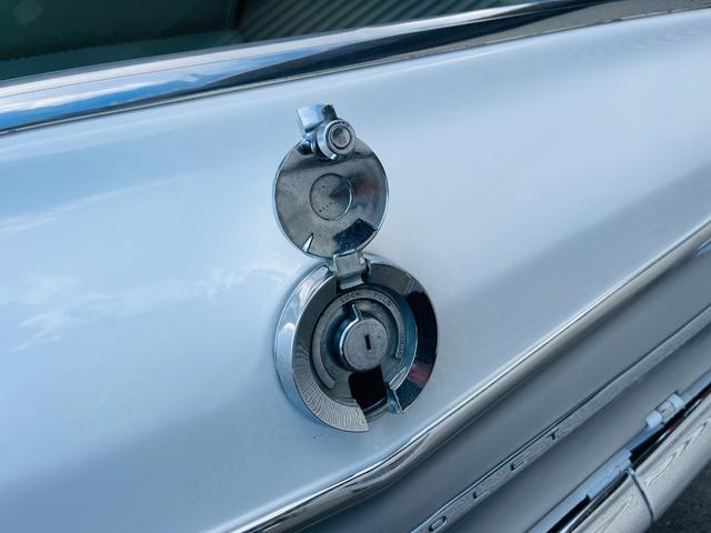 シボレーインパラ  1962yモデル インパラワゴン ビンテージエア クレーガーSSホイール(45枚目)