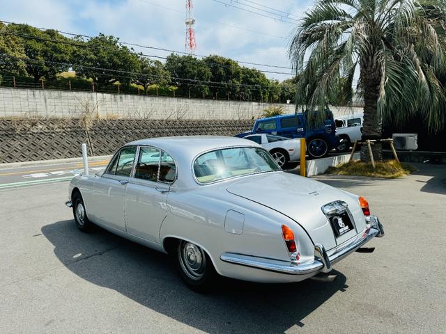 ジャガーその他  Sタイプ 3.8S 左ハンドル 全塗装済み 内装張替済み クーラー(3枚目)