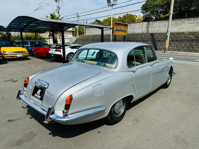 ジャガーその他  Sタイプ 3.8S 左ハンドル 全塗装済み 内装張替済み クーラー(6枚目)