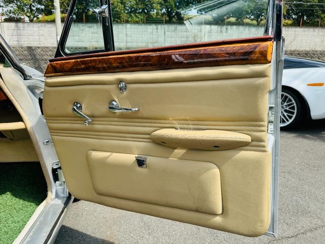 ジャガーその他  Sタイプ 3.8S 左ハンドル 全塗装済み 内装張替済み クーラー(22枚目)