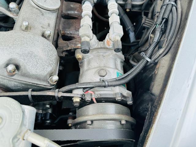 ジャガーその他  Sタイプ 3.8S 左ハンドル 全塗装済み 内装張替済み クーラー(54枚目)