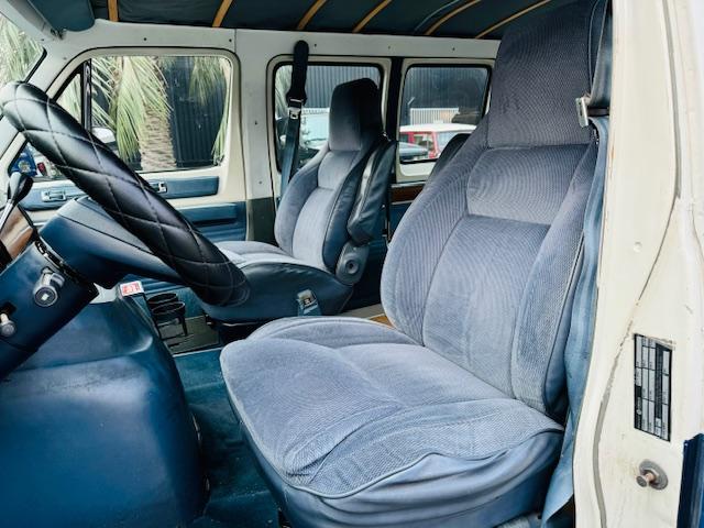ダッジ・バン  B250 ROYAL SE(17枚目)