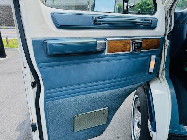 ダッジ・バン  B250 ROYAL SE(18枚目)