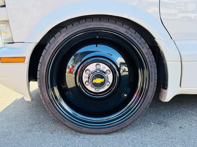 シボレーアストロ LS 2004年モデル 20インチスチールホイール ローダウン フルフラットシート(5枚目)