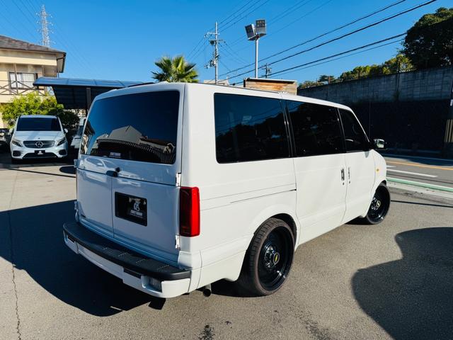 シボレーアストロ LS 2004年モデル 20インチスチールホイール ローダウン フルフラットシート(15枚目)