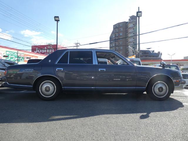 センチュリー 標準仕様車 /鸞鳳グロリアスグレーメタリックモリブデン/(12枚目)