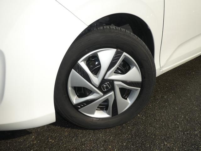 フリードハイブリッド ハイブリッド・Ｇホンダセンシング　全国一年保証付／両側パワースライドドア／ナビ・ＴＶ／ＤＶＤ／ＣＤ／バックカメラ／（68枚目）