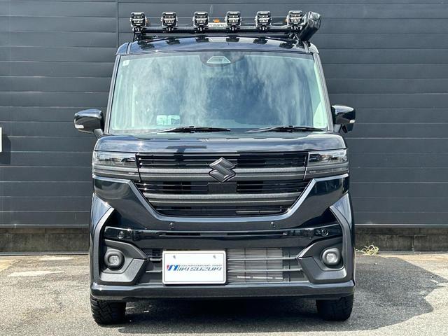 スペーシアカスタム ハイブリッドＸＳ　全方位カメラ付き９インチメモリーナビ車　ＢＫスタイルコンプリートカー　メッキ部一式ラプター塗装　ＴＯＹＯタイヤ　ＭＫ５６ブラック　１５インチホイール　ルーフラック　ＩＰＦワークランプ　サイドオーニング（13枚目）