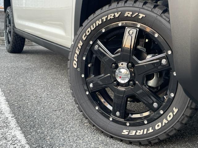 ハスラー G 三木スズキオリジナル赤×白2トーン 1インチリフトアップ MK56ブラックホイール TOYOオープンカントリー 前後バンパーブラック塗装 ロアガーニッシュブラック塗装 復刻版エンブレム(13枚目)