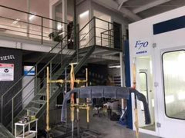 ハスラー G 三木スズキオリジナル赤×白2トーン 1インチリフトアップ MK56ブラックホイール TOYOオープンカントリー 前後バンパーブラック塗装 ロアガーニッシュブラック塗装 復刻版エンブレム(45枚目)