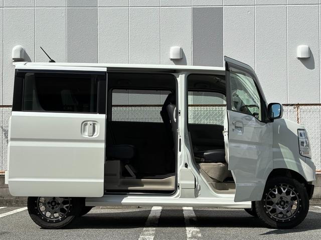 エブリイワゴン ＰＺターボスペシャル　４ＷＤ　プラスライン製ハーフバンパー　エアロキット　ショートバンパー　ＬＥＤテールランプ　１インチリフトアップキット　１５インチアルミホイール　ＴＯＹＯ　オープンカントリーＲＴタイヤ　シートカバー（10枚目）