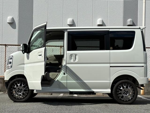 エブリイワゴン ＰＺターボスペシャル　４ＷＤ　プラスライン製ハーフバンパー　エアロキット　ショートバンパー　ＬＥＤテールランプ　１インチリフトアップキット　１５インチアルミホイール　ＴＯＹＯ　オープンカントリーＲＴタイヤ　シートカバー（11枚目）