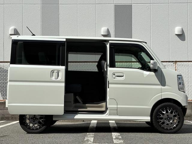 エブリイワゴン ＰＺターボスペシャル　４ＷＤ　プラスライン製ハーフバンパー　エアロキット　ショートバンパー　ＬＥＤテールランプ　１インチリフトアップキット　１５インチアルミホイール　ＴＯＹＯ　オープンカントリーＲＴタイヤ　シートカバー（22枚目）