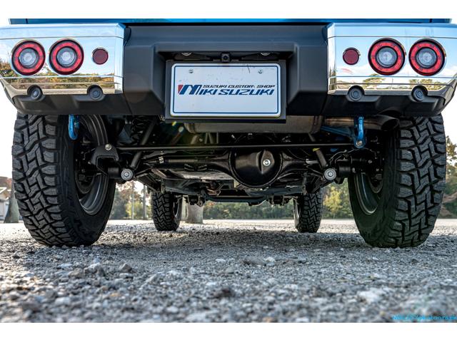 ジムニー ＸＣ　Ｂｅａｓベアスボディキット　キャルズモーター　メッキエアロ　ＬＥＤヘッドランプ　クロームホイール１６インチ　ＴＯＹＯオープンカントリーＲＴタイヤ　ＡＬＰＩＮＥアルパイン製９型ディスプレイオーディオ（20枚目）