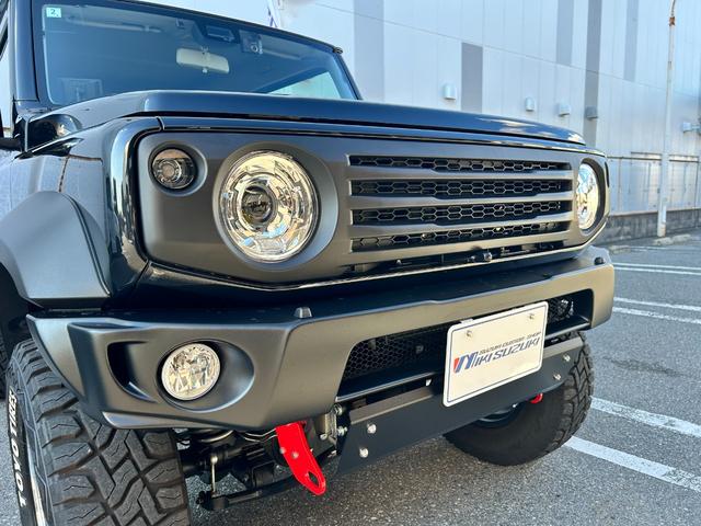 ジムニーシエラ JC リフトアップ 社外前後バンパー BRIDEユーロスターシート左右 フルセグナビゲーション オフロードタイヤ RAYS16インチアルミホイール ECU書換レギュラー仕様 バックカメラ ETC車載器(18枚目)