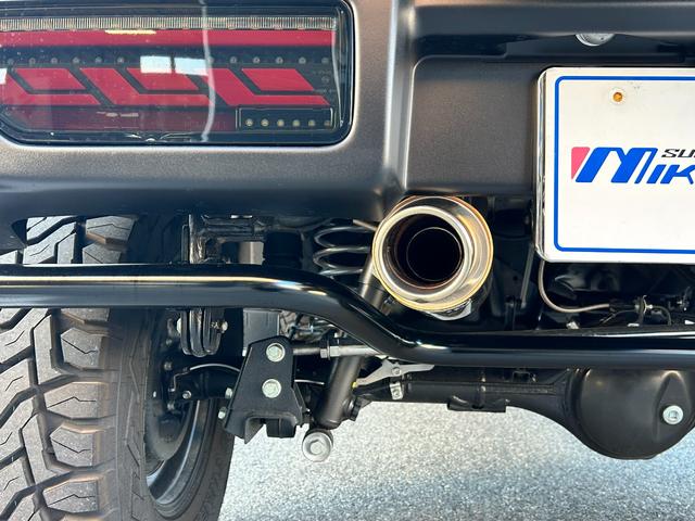 ジムニーシエラ JC リフトアップ 社外前後バンパー BRIDEユーロスターシート左右 フルセグナビゲーション オフロードタイヤ RAYS16インチアルミホイール ECU書換レギュラー仕様 バックカメラ ETC車載器(34枚目)