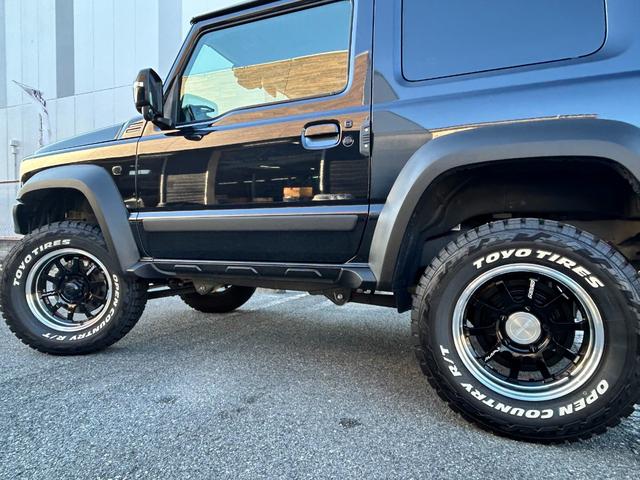 ジムニーシエラ JC リフトアップ 社外前後バンパー BRIDEユーロスターシート左右 フルセグナビゲーション オフロードタイヤ RAYS16インチアルミホイール ECU書換レギュラー仕様 バックカメラ ETC車載器(40枚目)