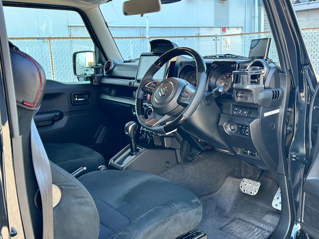 ジムニーシエラ JC リフトアップ 社外前後バンパー BRIDEユーロスターシート左右 フルセグナビゲーション オフロードタイヤ RAYS16インチアルミホイール ECU書換レギュラー仕様 バックカメラ ETC車載器(50枚目)