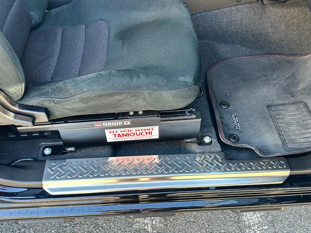 ジムニーシエラ JC リフトアップ 社外前後バンパー BRIDEユーロスターシート左右 フルセグナビゲーション オフロードタイヤ RAYS16インチアルミホイール ECU書換レギュラー仕様 バックカメラ ETC車載器(65枚目)