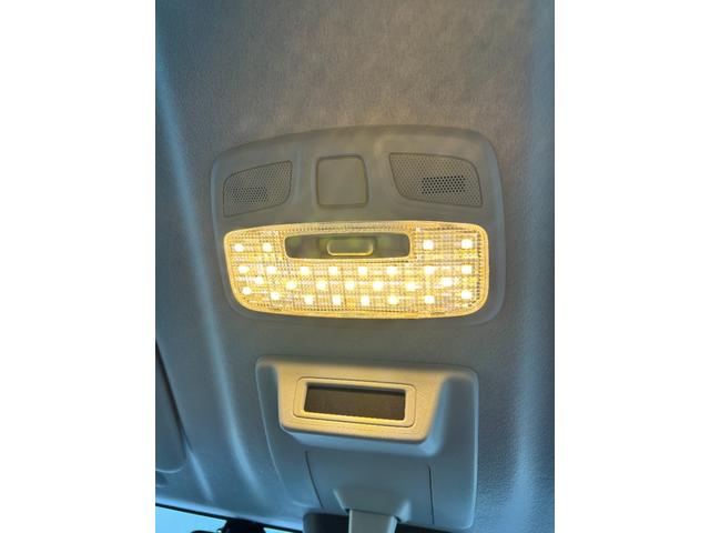 ジムニーシエラ JC リフトアップ 社外前後バンパー BRIDEユーロスターシート左右 フルセグナビゲーション オフロードタイヤ RAYS16インチアルミホイール ECU書換レギュラー仕様 バックカメラ ETC車載器(70枚目)