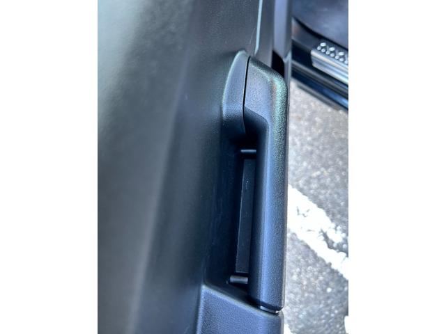 ジムニーシエラ JC リフトアップ 社外前後バンパー BRIDEユーロスターシート左右 フルセグナビゲーション オフロードタイヤ RAYS16インチアルミホイール ECU書換レギュラー仕様 バックカメラ ETC車載器(78枚目)