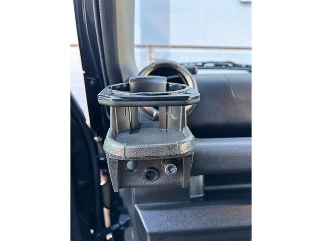 ジムニーシエラ JC リフトアップ 社外前後バンパー BRIDEユーロスターシート左右 フルセグナビゲーション オフロードタイヤ RAYS16インチアルミホイール ECU書換レギュラー仕様 バックカメラ ETC車載器(79枚目)