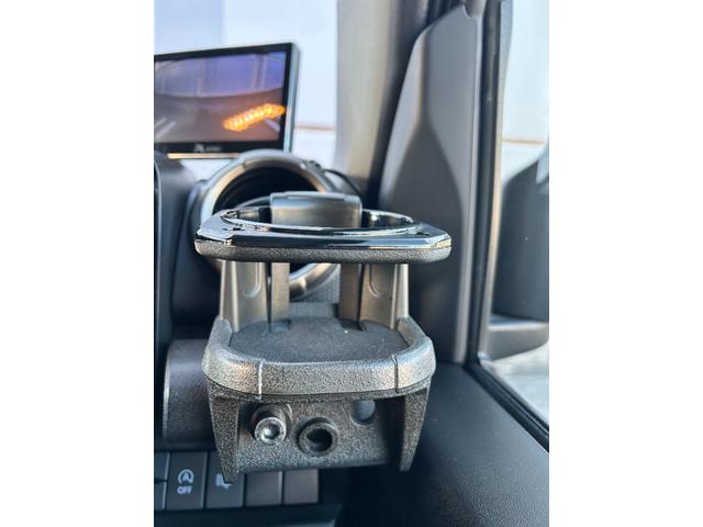 ジムニーシエラ JC リフトアップ 社外前後バンパー BRIDEユーロスターシート左右 フルセグナビゲーション オフロードタイヤ RAYS16インチアルミホイール ECU書換レギュラー仕様 バックカメラ ETC車載器(80枚目)