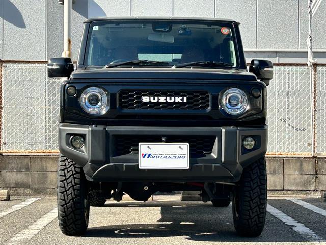 ジムニー XC BKスタイル3インチリフトアップキットTOYOオープンカントリーRTタイヤ 社外アルミホイール SUZUKIブラックグリル LEDフロント&サイド&テールランプ ALPINEアルパインBIGX8型ナビ(16枚目)
