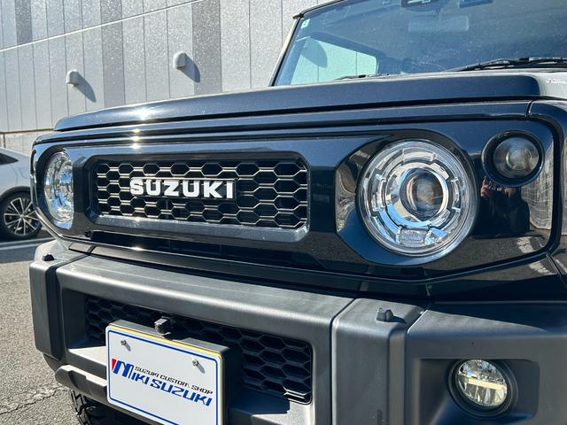 ジムニー XC BKスタイル3インチリフトアップキットTOYOオープンカントリーRTタイヤ 社外アルミホイール SUZUKIブラックグリル LEDフロント&サイド&テールランプ ALPINEアルパインBIGX8型ナビ(21枚目)