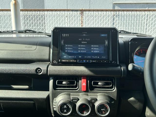 ジムニー XC BKスタイル3インチリフトアップキットTOYOオープンカントリーRTタイヤ 社外アルミホイール SUZUKIブラックグリル LEDフロント&サイド&テールランプ ALPINEアルパインBIGX8型ナビ(47枚目)