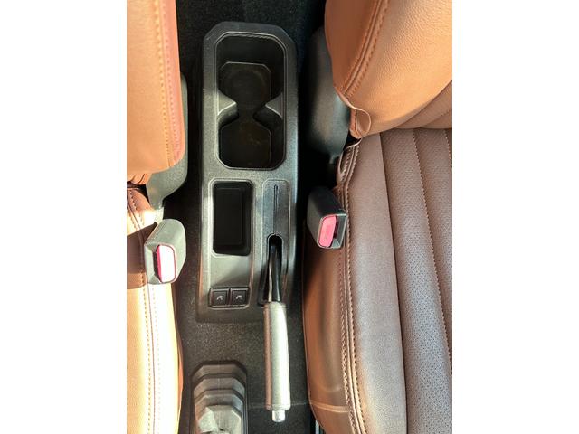 ジムニー XC BKスタイル3インチリフトアップキットTOYOオープンカントリーRTタイヤ 社外アルミホイール SUZUKIブラックグリル LEDフロント&サイド&テールランプ ALPINEアルパインBIGX8型ナビ(52枚目)