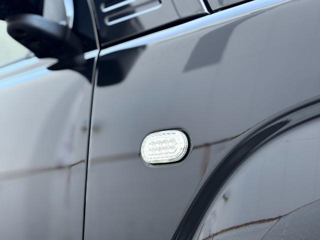 ジムニー XC BKスタイル 1インチリフトアップ オフロードタイヤ 16インチAW アルパイン製ディスプレイオーディオ付き バック&フロントカメラ ETC車載器 LEDウインカー&サイドマーカー&テールランプ(10枚目)