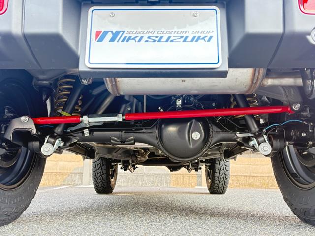 ジムニー XC BKスタイル 1インチリフトアップ オフロードタイヤ 16インチAW アルパイン製ディスプレイオーディオ付き バック&フロントカメラ ETC車載器 LEDウインカー&サイドマーカー&テールランプ(29枚目)