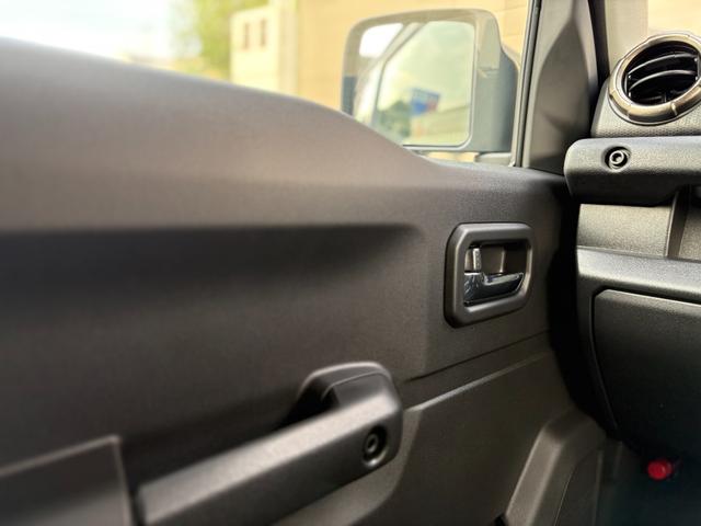 ジムニー XC BKスタイル 1インチリフトアップ オフロードタイヤ 16インチAW アルパイン製ディスプレイオーディオ付き バック&フロントカメラ ETC車載器 LEDウインカー&サイドマーカー&テールランプ(56枚目)