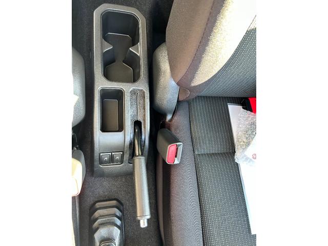 ジムニー ＸＣ　ダムド製ザ・ルーツ仕様　フロント＆リアバンパー　フロントグリル　ＴＯＹＯオープンカントリーＲＴホワイトレタータイヤ　ＤＥＡＮコロラド１６ＡＷ　アルパイン製ディスプレイオーディオ　バックカメラ　ＥＴＣ（27枚目）