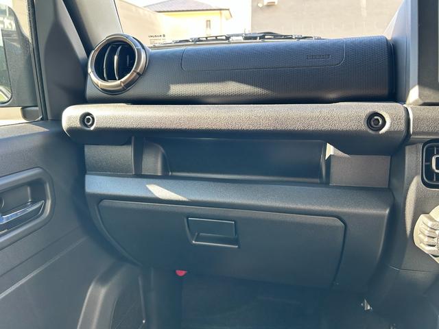 ジムニー ＸＣ　ダムド製ザ・ルーツ仕様　フロント＆リアバンパー　フロントグリル　ＴＯＹＯオープンカントリーＲＴホワイトレタータイヤ　ＤＥＡＮコロラド１６ＡＷ　アルパイン製ディスプレイオーディオ　バックカメラ　ＥＴＣ（31枚目）